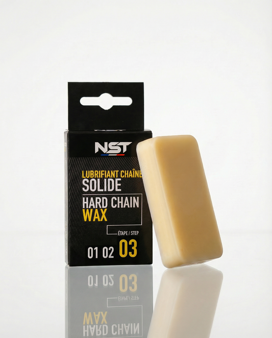 Hard Chain Wax 40.gr = jusqu’à 120 chaînes lubrifiées.